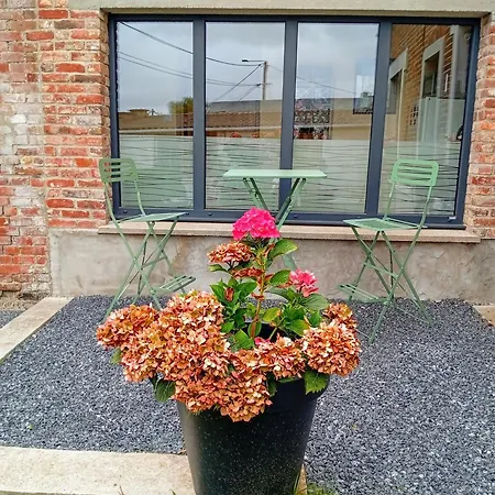 L' Ambrifany Bed & Breakfast