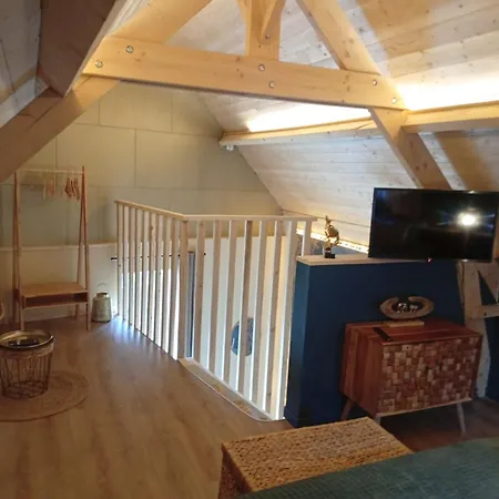 Bed & Breakfast L' Ambrifany 3*