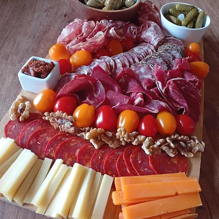 L' Ambrifany Bed & Breakfast Quelmes